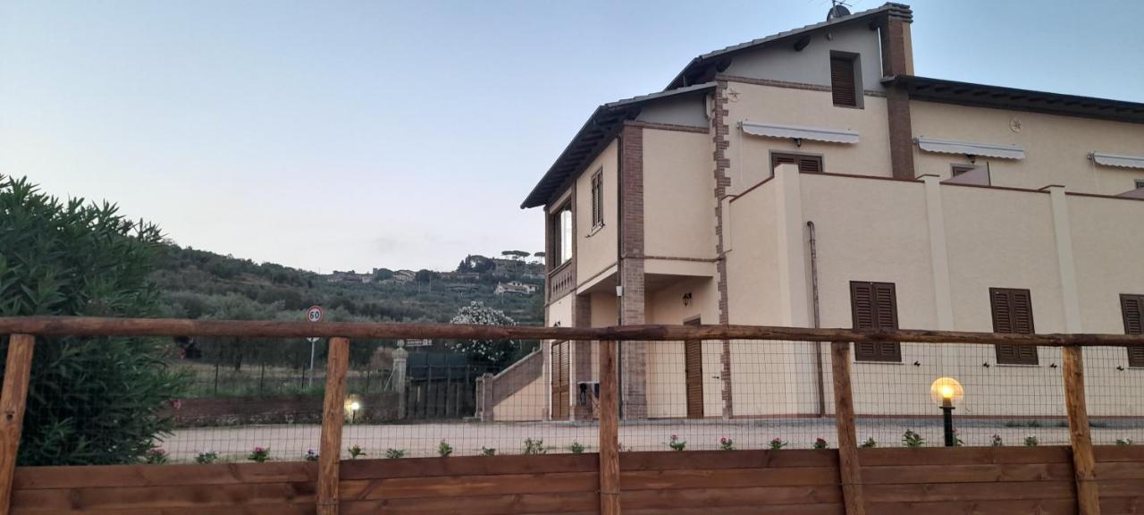 Agriturismo Il Vecchio Olivo Castagneto Carducci Dış mekan fotoğraf